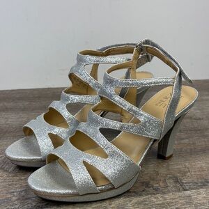 Naturalizer Women’s “Dianna” Metallic Strappy Heels – Silver –Size 10W